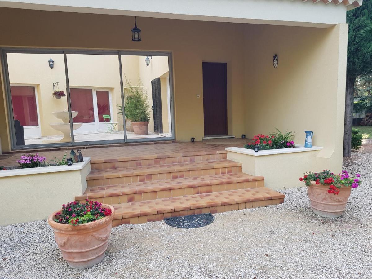 Le Patio Leilighet Sarrians Eksteriør bilde